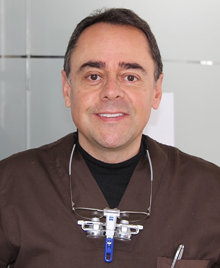 Dr. Ernesto Galvis